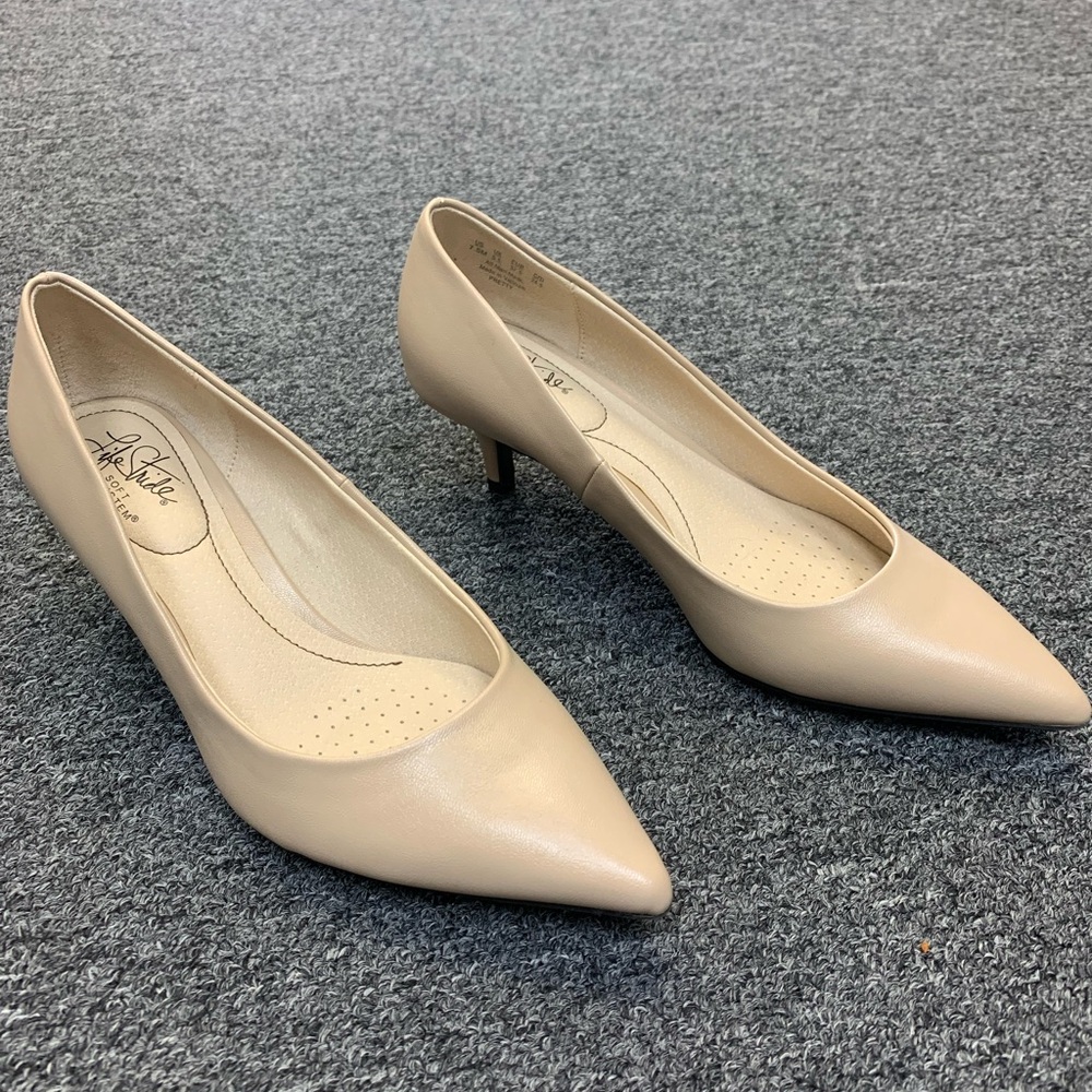 Life Stride Tan Heels Sleek Minimalist Design